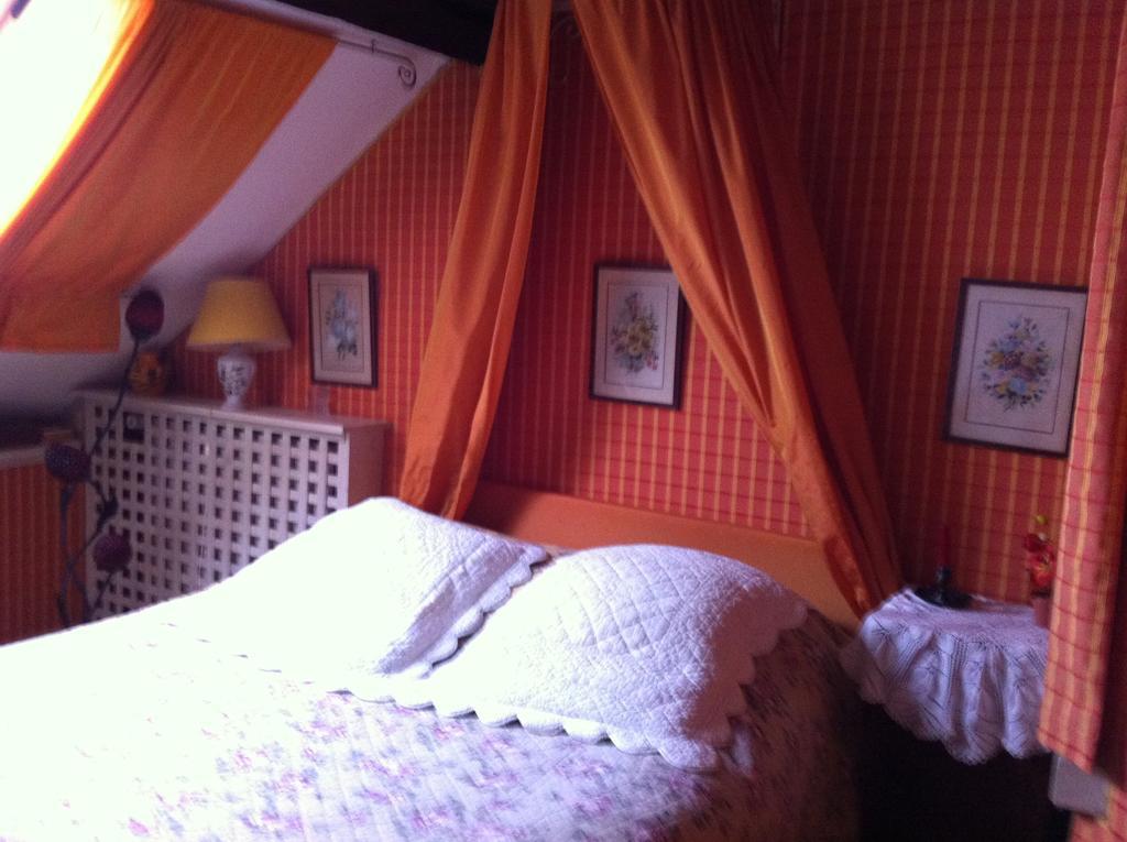 La Rolandiere Faverges-de-la-Tour 部屋 写真